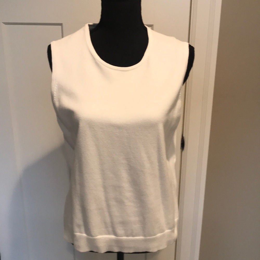 Lands End sleeveless sweater L